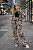 Костюм Karolina KR619 beige - делук