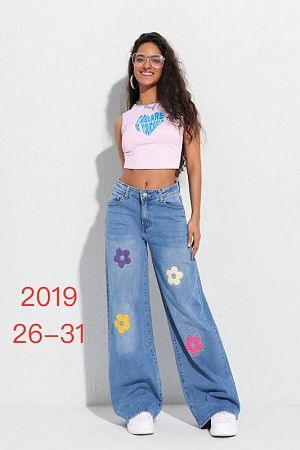 Джинсы Newjeans 2019 l.blue - делук