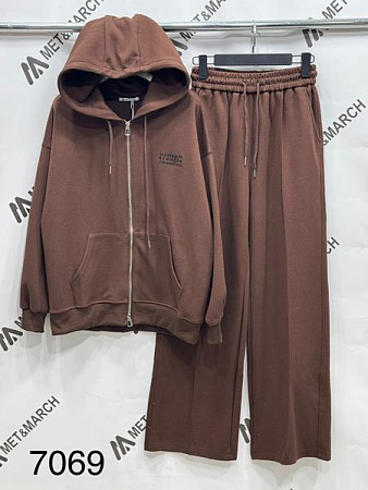 Костюм Спорт Met&March 7069 brown Костюм Спорт Met&March 7069 brown - делук