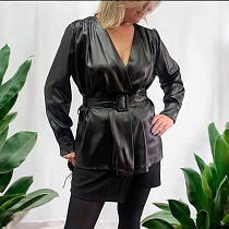 Блузка Nefertiti 1649 black - делук