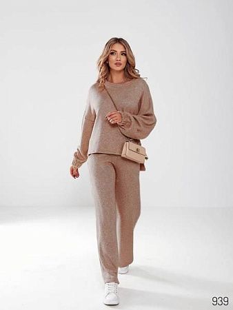 Костюм Loren 939 beige - делук