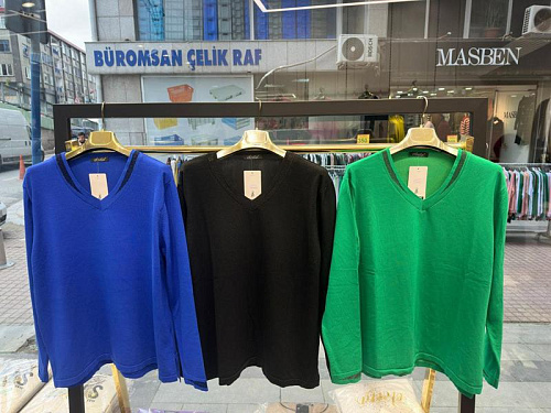 Свитер Julia JL842 blue - делук