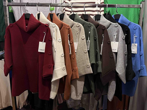 Свитер Emsweekis E1170 beige - делук