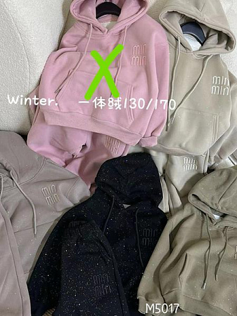 Костюм Спорт Delfinka 5017 l.beige - делук