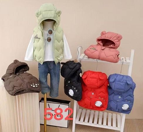 Жилетка Farbique 582 brown - делук