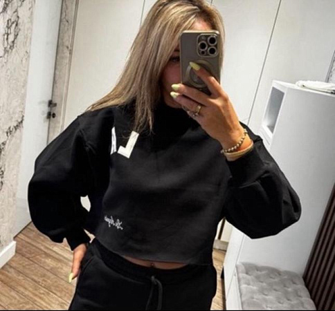 Свитер Lora LR1102 black - делук