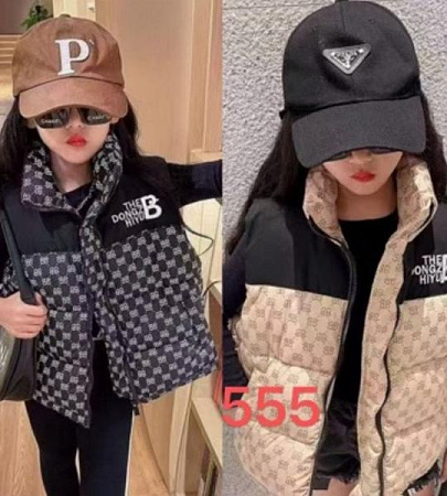 Жилетка Farbique 555 black - делук