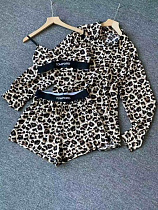 Костюм Nefertiti 8012 beige - делук