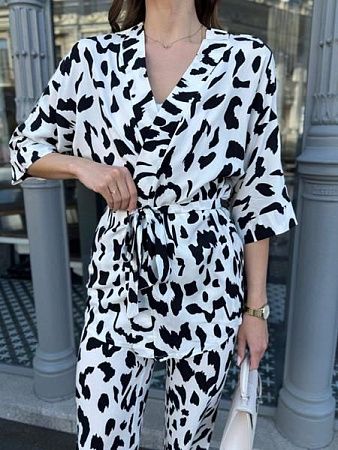 Костюм Arina 8071 white - делук