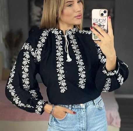 Вышиванка Lora LR131 black - делук