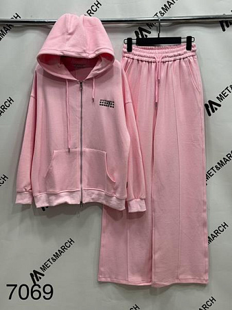 Костюм Спорт Met&March 7069 pink Костюм Спорт Met&March 7069 pink - делук