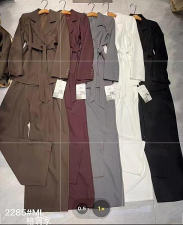 Костюм Comod 2285 brown - делук