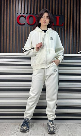 Костюм Спорт Nefertiti 6818 white - делук