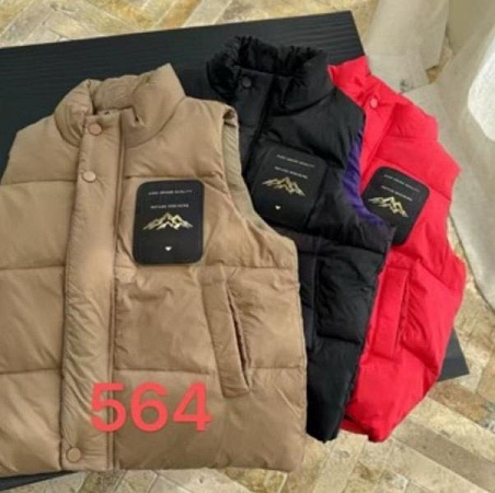 Жилетка Farbique 564 red - делук